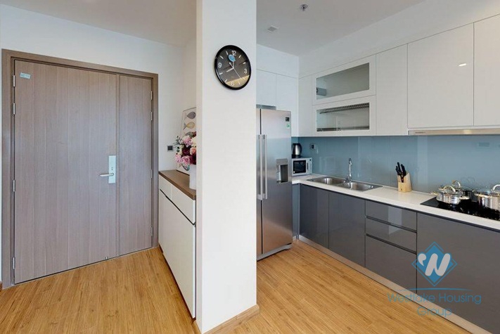 Nice and luxury one bedroom apartment for rent in Vinhome Metropolis, Ha Noi